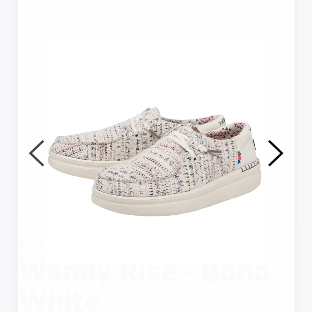 Womens BNWT Hey Dudes Shoes